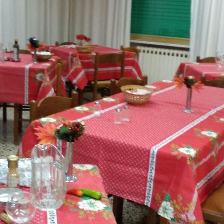 Albergo Villa Canapini Кианчано Терме Екстериор снимка